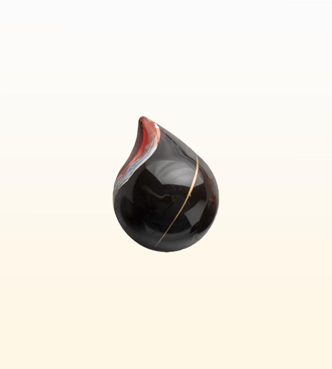 Greyas Polycarbonate Chocolate Mold, Teardrop by Luis Amado