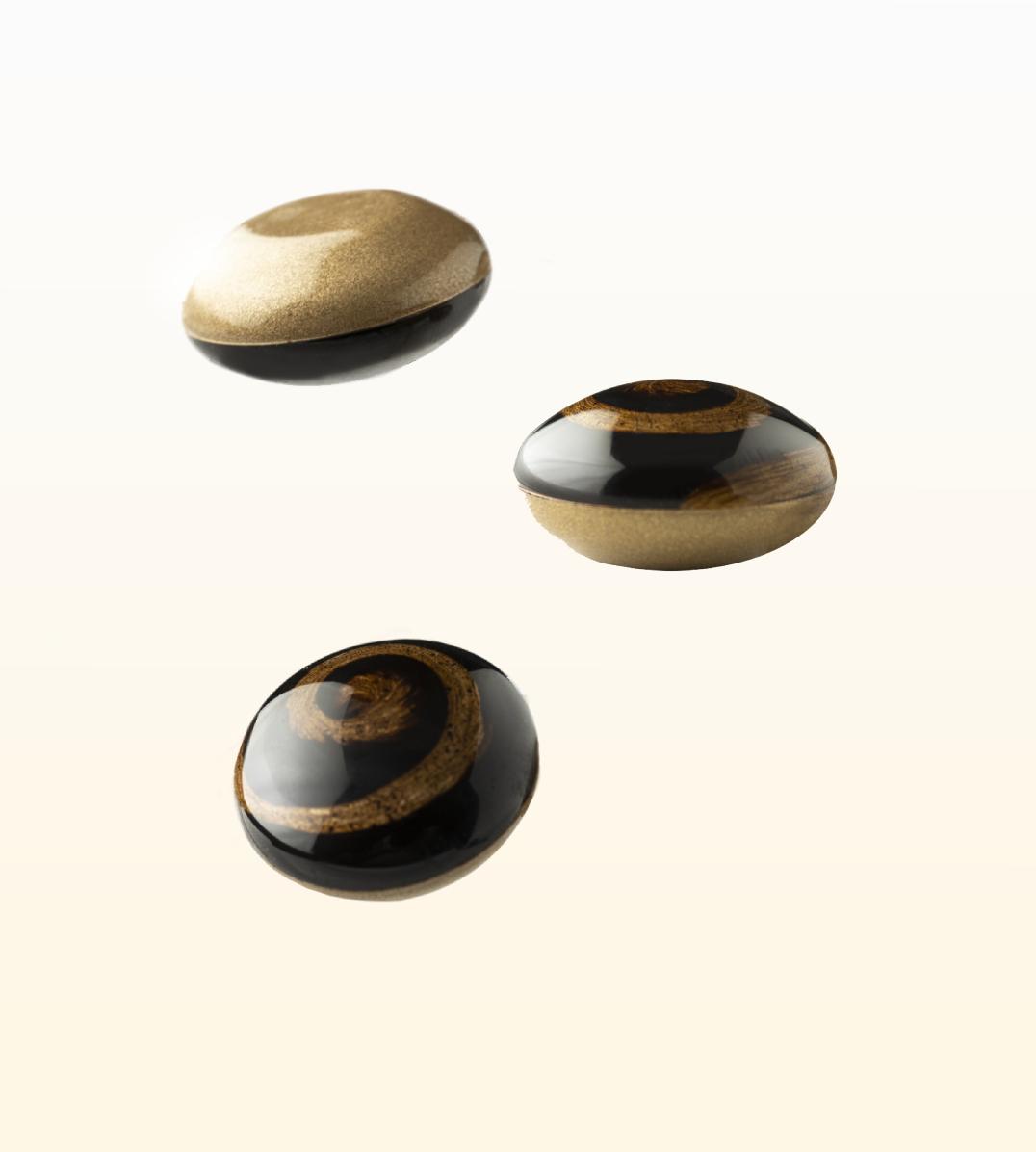 Double button mould